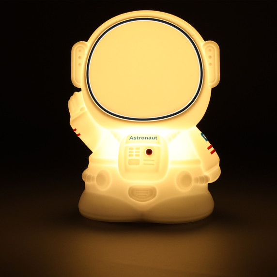 Szilikonos LED éjjeli lámpa ASTRONAUT - űrhajós