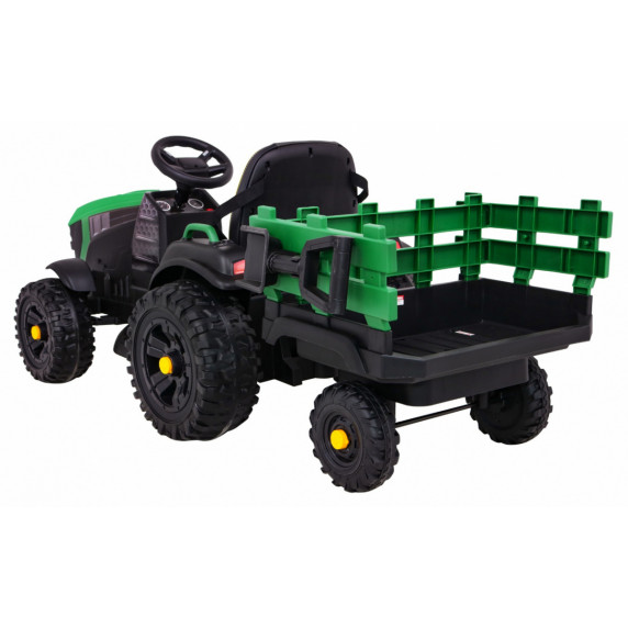 Titanium traktor utánfutóval - zöld
